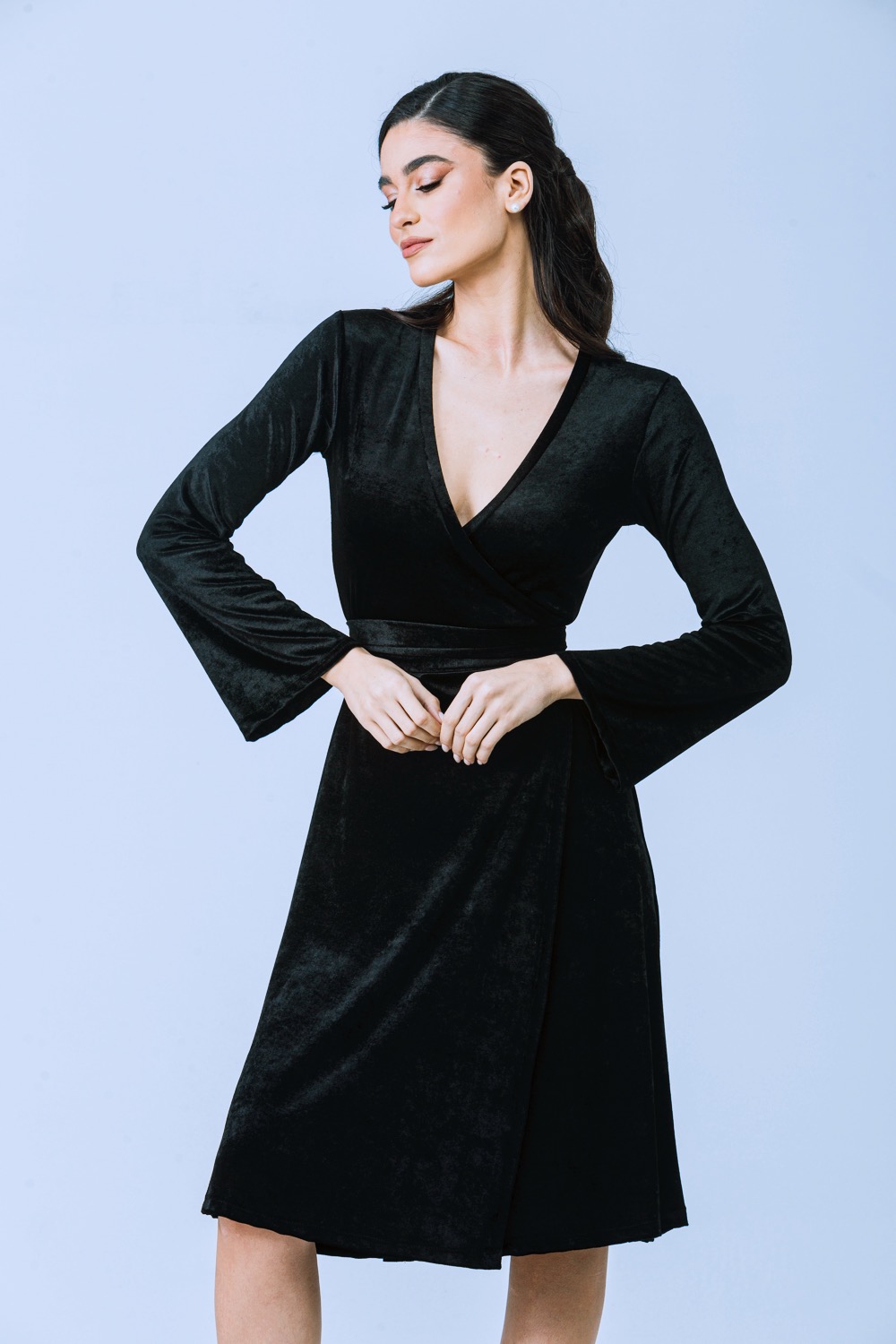 SEMELI |Κρουαζέ Midi Velvet Φόρεμα |Black